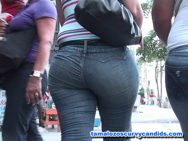 Welcome and thank you for your interest in Tamalozos Curvy Candids! 